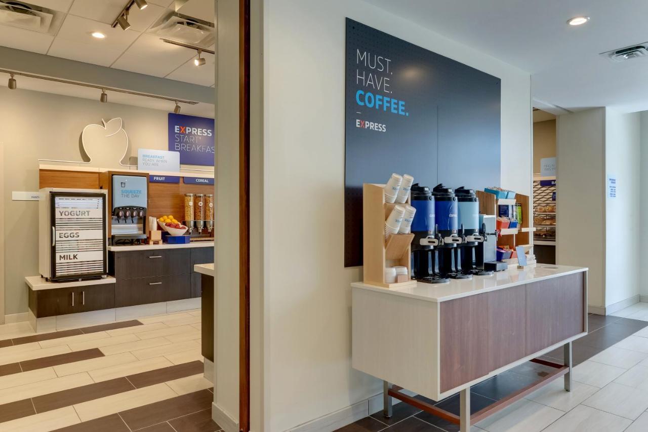 Holiday Inn Express - Wilmington - Porters Neck By Ihg Exteriér fotografie